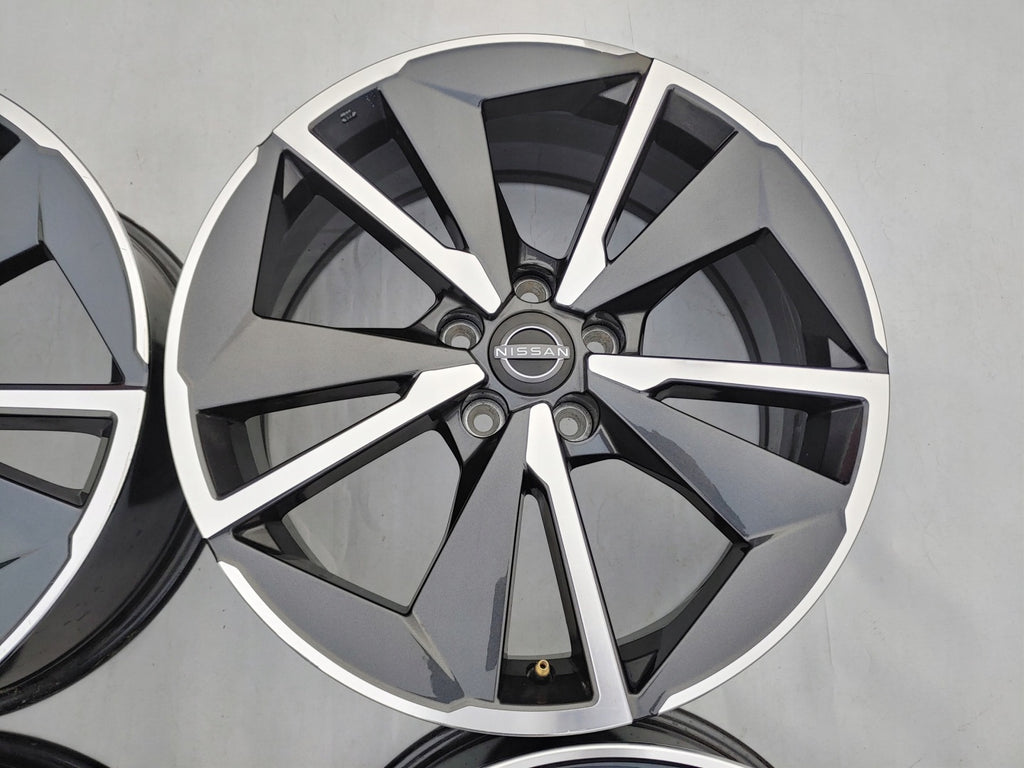 4x Alufelge 19 Zoll 7.5" 5x114.3 45ET Glanz Graphit Mg X-Trail I Qashqai III J12 FEL8219364024td