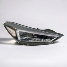 Load image into Gallery viewer, Frontscheinwerfer Hyundai Tucson 92101-G4020 LED Rechts Scheinwerfer Headlight