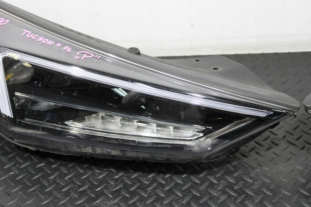 Frontscheinwerfer Hyundai Tucson 92101-D7700 92102-D7700 LED Rechts oder Links