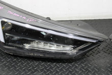 Load image into Gallery viewer, Frontscheinwerfer Hyundai Tucson 92101-D7700 92102-D7700 LED Rechts oder Links