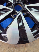 Load image into Gallery viewer, 1x Alufelge 17 Zoll 7.0" 5x112 Glanz 2GA601025AR VW T-Roc Rim Wheel FEL2805878225hb