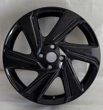 Laden Sie das Bild in den Galerie-Viewer, 1x Alufelge 17 Zoll 5.0&quot; 4x100 40ET PW457-0H015 Toyota Aygo Rim Wheel