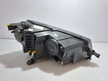 Laden Sie das Bild in den Galerie-Viewer, Frontscheinwerfer Skoda Karoq 57B941015A Links Scheinwerfer Headlight SCH1417979526ok