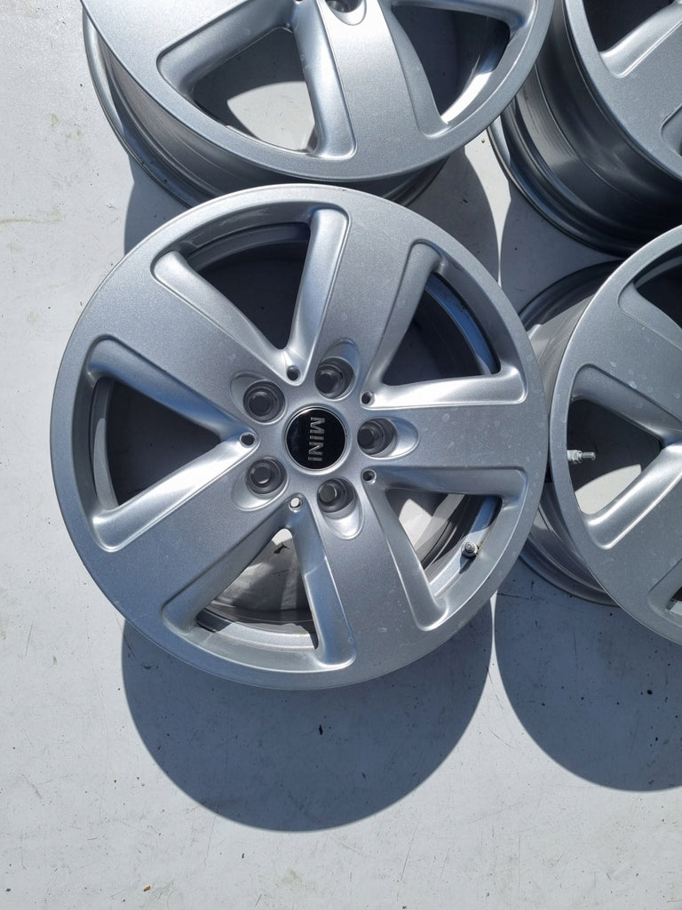 4x Alufelge 16 Zoll 7.0" 5x112 41ET Glanz Silber 6856029 Mini Clubman F54 I FEL9014716511fg
