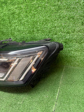 Laden Sie das Bild in den Galerie-Viewer, Frontscheinwerfer Audi A6 4K0941039 LED Links Scheinwerfer Headlight SCH6137321330jy