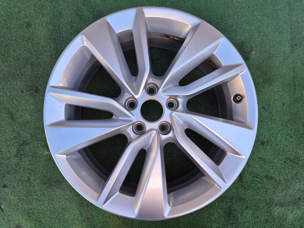1x Alufelge 17 Zoll 5x100 2GM601025J VW T-Cross Rim Wheel FEL9495867155vz