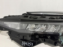 Laden Sie das Bild in den Galerie-Viewer, Frontscheinwerfer Toyota C-Hr Chr 81150-F4220 LED Links Scheinwerfer Headlight SCH6392837237st