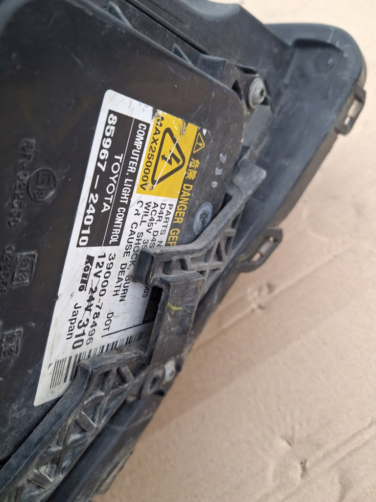 Frontscheinwerfer Toyota Avensis 8596724010 Xenon Ein Stück (Rechts oder Links) SCH4375639430hp