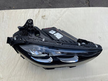 Laden Sie das Bild in den Galerie-Viewer, Frontscheinwerfer Mercedes-Benz A2149067002 A2149066902 Full LED Vorderseite SCH5019103028pd