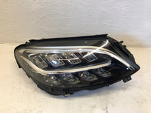 Laden Sie das Bild in den Galerie-Viewer, Frontscheinwerfer Mercedes-Benz W205 A205 A2059062206 Rechts Headlight SCH9947353634gr