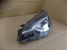 Load image into Gallery viewer, Frontscheinwerfer Toyota Yaris Links Scheinwerfer Headlight SCH1822748337jl