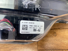 Laden Sie das Bild in den Galerie-Viewer, Frontscheinwerfer Ford VII PR3B-13005- Rechts Scheinwerfer Headlight SCH4425158370zo