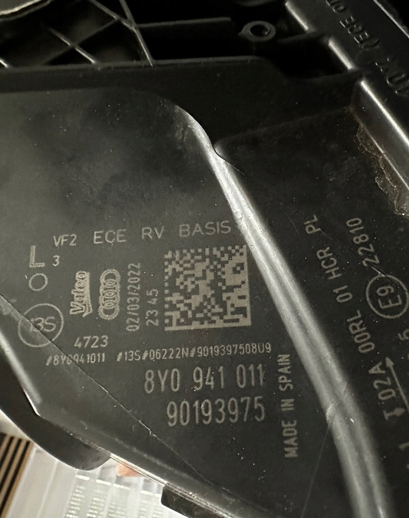 Frontscheinwerfer Audi A3 8Y0941011 LED Links Scheinwerfer Headlight