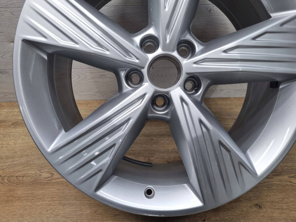 1x Alufelge 19 Zoll 8.0" 5x112 45ET Glanz Silber 89A601025B Audi E-Tron FEL7097189678yl
