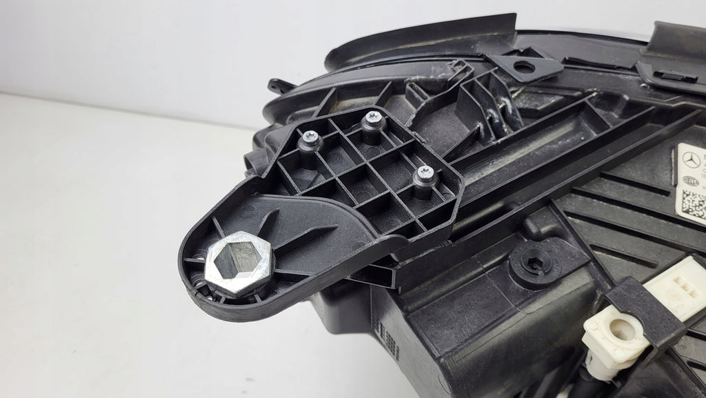 Frontscheinwerfer Mercedes-Benz W213 A2139068309 LED Rechts oder Links SCH4397140986hv