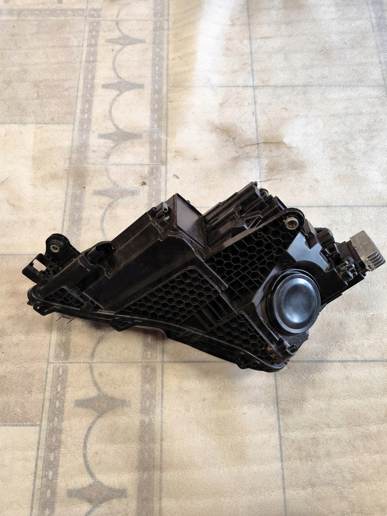 Frontscheinwerfer Skoda 3V1941016C LED Rechts Scheinwerfer Headlight