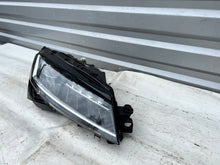 Load image into Gallery viewer, Frontscheinwerfer Skoda Superb III 3V1941016 LED Rechts Scheinwerfer Headlight