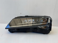 Laden Sie das Bild in den Galerie-Viewer, Frontscheinwerfer Skoda Superb III 3V1941015D Full LED Links Headlight