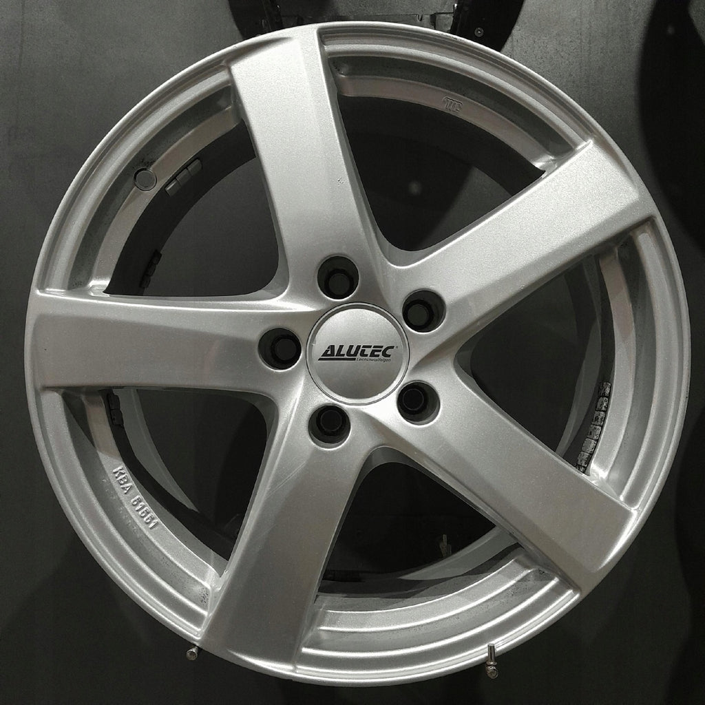 4x Alufelge 17 Zoll 7.0" 5x112 48 5ET Glanz Silber Seat Leon Rim Wheel FEL7685856827ft