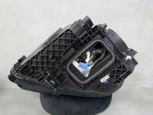 Laden Sie das Bild in den Galerie-Viewer, Frontscheinwerfer Mercedes-Benz W247 A2479061404 LED Rechts Headlight SCH4238834886pj