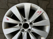 Laden Sie das Bild in den Galerie-Viewer, 1x Alufelge 17 Zoll 6796240 BMW F36 3 F30 F32 F31 F33 Rim Wheel FEL7857555970yz