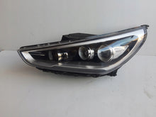 Laden Sie das Bild in den Galerie-Viewer, Frontscheinwerfer Hyundai I30 III 92101-G4100 LED Links Scheinwerfer Headlight