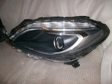 Load image into Gallery viewer, Frontscheinwerfer Mercedes-Benz W246 A2468201661 A2468201561 Xenon Ein Satz SCH6062824472wd