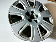 Laden Sie das Bild in den Galerie-Viewer, 1x Alufelge 16 Zoll 6.5&quot; 5x112 33ET Glanz Silber 8U0601025 Audi Q3 Rim Wheel