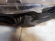 Laden Sie das Bild in den Galerie-Viewer, Frontscheinwerfer Mitsubishi Eclipse Cross I 8301D065 Full LED Links Headlight SCH3772490217gs