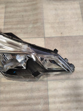 Laden Sie das Bild in den Galerie-Viewer, Frontscheinwerfer Mitsubishi Space W Star 8301D446 Rechts Scheinwerfer Headlight SCH3778926929yj