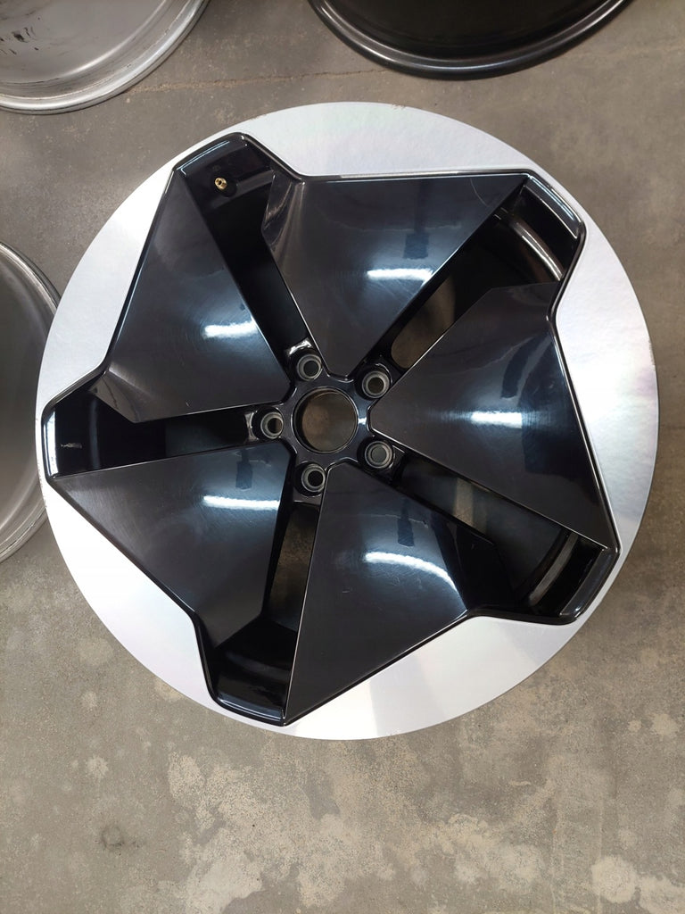 1x Alufelge 20 Zoll 7.5" 5x112 44ET Glanz Schwarz 10A601025 VW Id.3 Rim Wheel FEL8395381814se