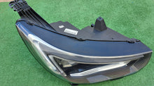 Laden Sie das Bild in den Galerie-Viewer, Frontscheinwerfer Opel Grandland X YP00162680 Rechts Scheinwerfer Headlight