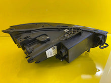 Laden Sie das Bild in den Galerie-Viewer, Frontscheinwerfer Seat Leon 5FB941773 LED Links Scheinwerfer Headlight