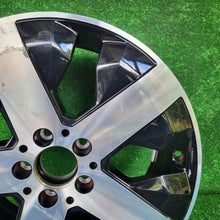 Laden Sie das Bild in den Galerie-Viewer, 1x Alufelge 18 Zoll 7.5" 5x112 53ET A2474012800 Mercedes-Benz W247 Rim Wheel FEL1074203745qr