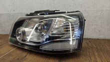 Laden Sie das Bild in den Galerie-Viewer, Frontscheinwerfer Land Rover Freelander 2 L359 DH5213W030DB FALSE Headlight SCH1068122474on