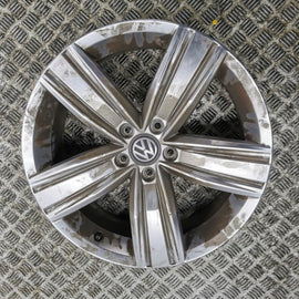 1x Alufelge 19 Zoll 5x112 5NA601025R VW Tiguan Rim Wheel FEL4662296239ci