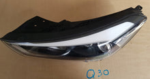 Laden Sie das Bild in den Galerie-Viewer, Frontscheinwerfer Hyundai Tucson 92101-D7200 Links Scheinwerfer Headlight SCH5915311476bc