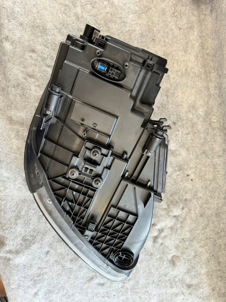 Frontscheinwerfer Porsche Cayenne 7P5941031CA Xenon Links Scheinwerfer Headlight SCH5553901398za