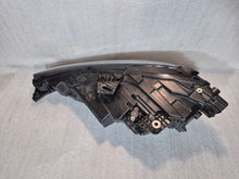 Laden Sie das Bild in den Galerie-Viewer, Frontscheinwerfer Audi A3 8Y0941034 LED Rechts Scheinwerfer Headlight SCH3388902083yq