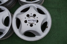 Laden Sie das Bild in den Galerie-Viewer, 4x Alufelge 15 Zoll 5.5" 5x112 42ET Glanz Silber A4144010102 Mercedes-Benz Vaneo FEL7194775394wr