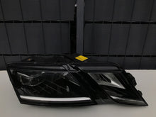 Laden Sie das Bild in den Galerie-Viewer, Frontscheinwerfer Skoda Octavia III 5E1941016E Full LED Rechts Headlight SCH4195493159vd
