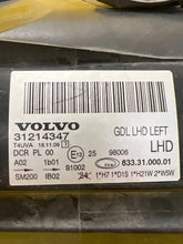 Laden Sie das Bild in den Galerie-Viewer, Frontscheinwerfer Volvo S80 V70 III 31214347 Xenon Links Scheinwerfer Headlight SCH8516529476pk