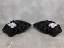 Laden Sie das Bild in den Galerie-Viewer, Frontscheinwerfer Porsche Cayenne 7P5941030 7P5941031P LED Ein Satz Headlight SCH2885048206oo