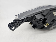 Laden Sie das Bild in den Galerie-Viewer, Frontscheinwerfer Ford Focus JX7B-13E017-CE Links Scheinwerfer Headlight