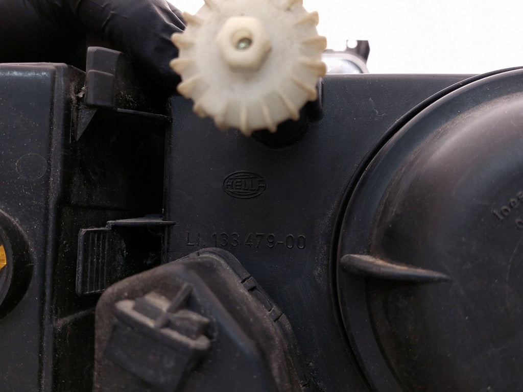 Frontscheinwerfer VW Passat B3 13347900 Ein Stück (Rechts oder Links) Headlight SCH5055700160vp