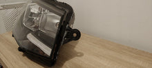 Load image into Gallery viewer, Frontscheinwerfer VW Transporter 7E1941006A Rechts Scheinwerfer Headlight