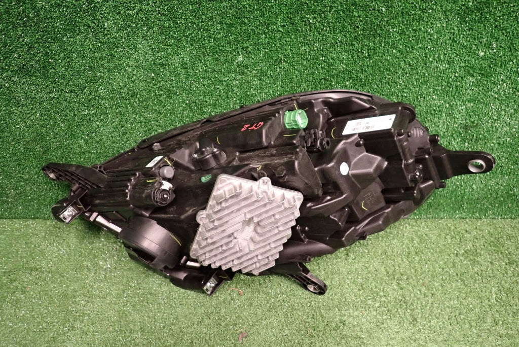 Frontscheinwerfer Maserati I 06701588610 Rechts Scheinwerfer Headlight SCH5205585475mv