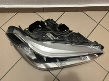 Laden Sie das Bild in den Galerie-Viewer, Frontscheinwerfer BMW X1 F48 90117916 Rechts Scheinwerfer Headlight SCH8921084376zh