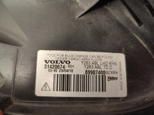 Load image into Gallery viewer, Frontscheinwerfer Volvo S60 V60 31420674 LED Rechts Scheinwerfer Headlight SCH7175696481fg