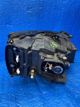 Laden Sie das Bild in den Galerie-Viewer, Frontscheinwerfer Audi Q2 81A941033 Full LED Links Scheinwerfer Headlight